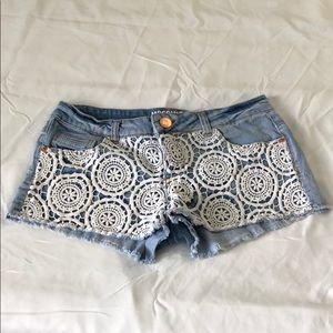 Jean shorts with lace pattern size 7 (runs small)